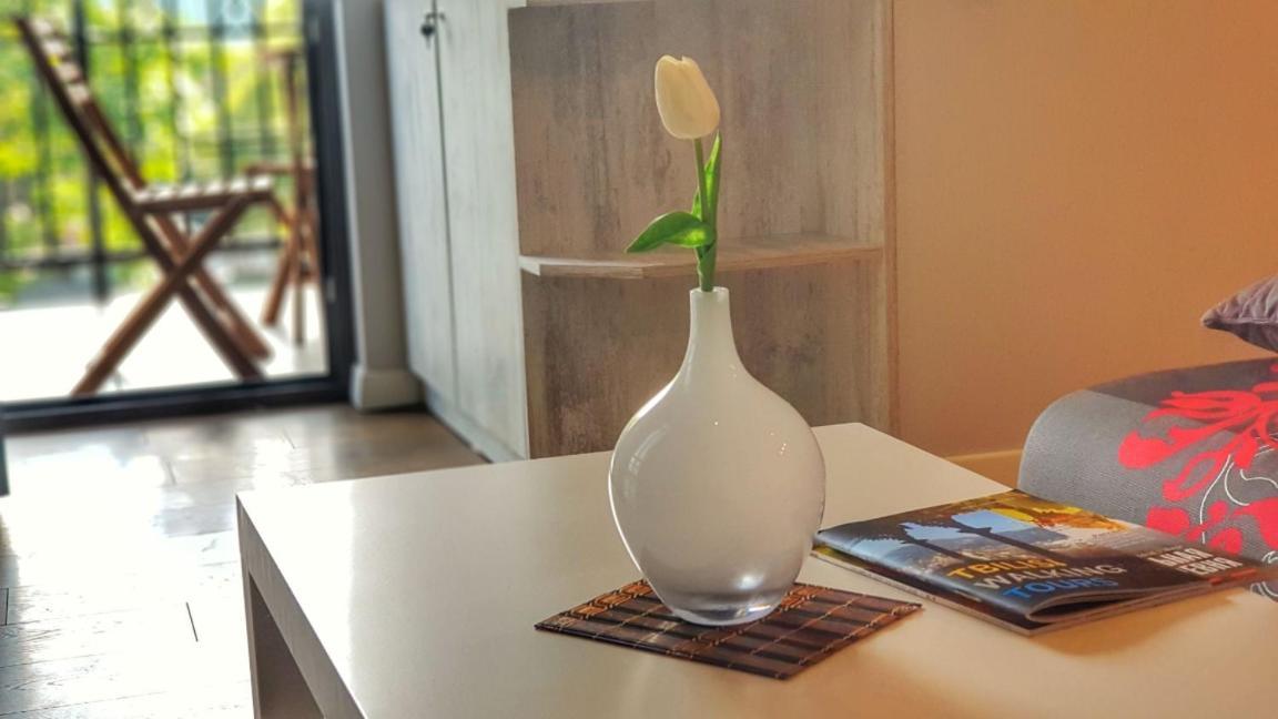 Your Home In Tbilisi: Cosy Stay In The Old City Экстерьер фото